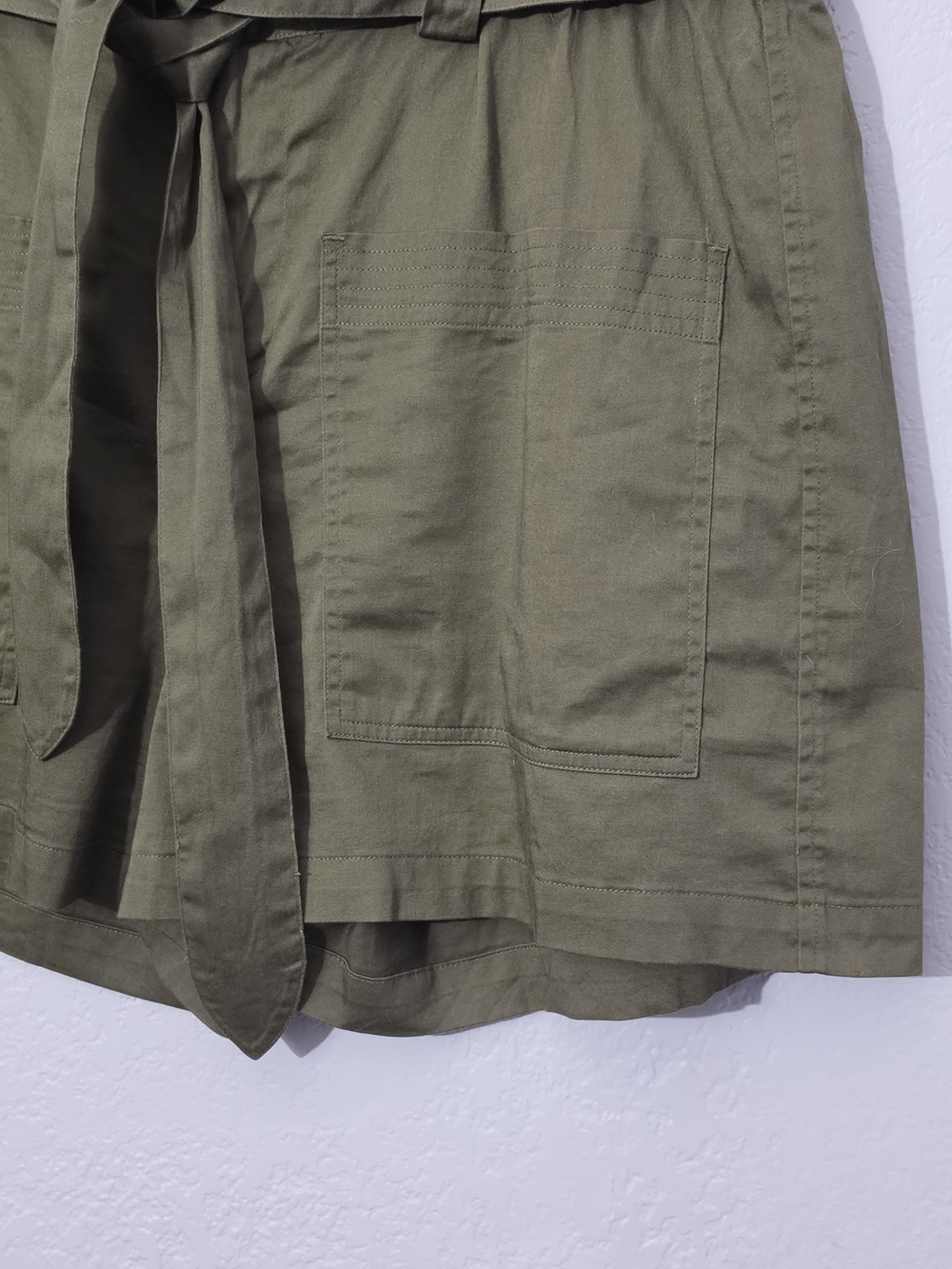 Johnny Was Pete & Greta Zola Poplin Shorts Vintage Green High Rise Womens Medium - Picture 6 of 11